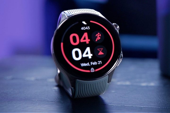 OnePlus Watch 2 Unveiled: Wear OS 4 and Up to 100 Hours of Battery Life