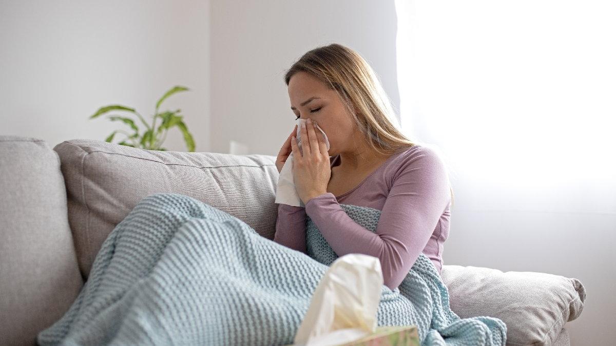 COVID-19 hastalarında grip hastalarına kıyasla antiviral bağışıklık tepkisi baskılanıyor