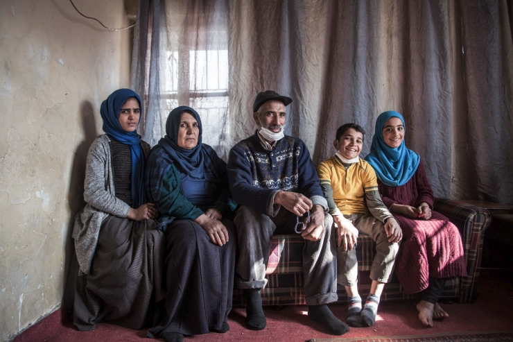 Uygur ve Suriyeli mülteciler Türkiye'de birlikte yuva kuruyor 1
