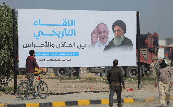 Papa Francis, Irak ziyaretine başladı