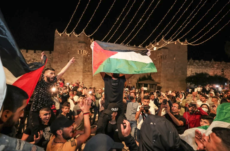İsrail, Kudüs’teki Filistinlileri silmeye çalışıyor