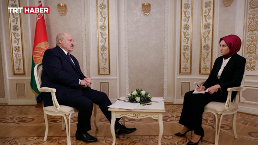 Lukaşenko; Çünkü, ABD ile ona hizmet eden Avrupa bu devletleri işgal etti yerle bir ettiler
