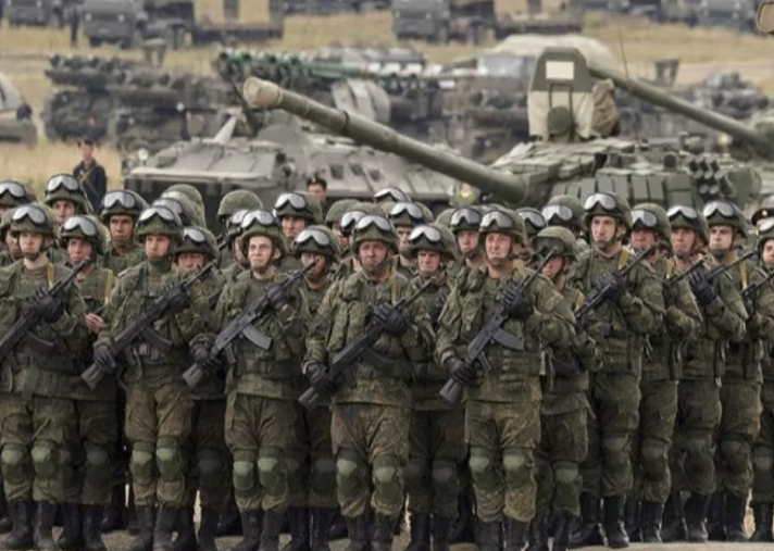 Russia is preparing to invade with 175,000 soldiers