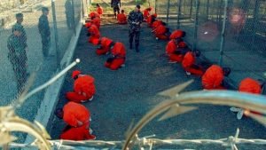 Guantanamo Yenilmek ile Teslimiyet Arasında