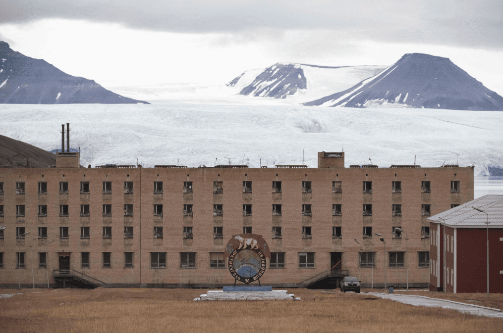 Pyramiden: A ghost of Soviet era in Norwegian Arctic 1