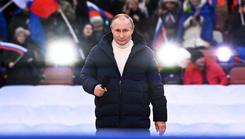 Putin makes first public appearance since ukraine war began