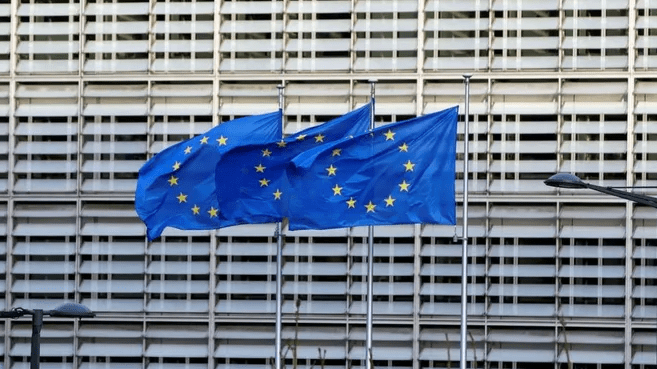 EU fails to agree on oil embargo ahead of summit