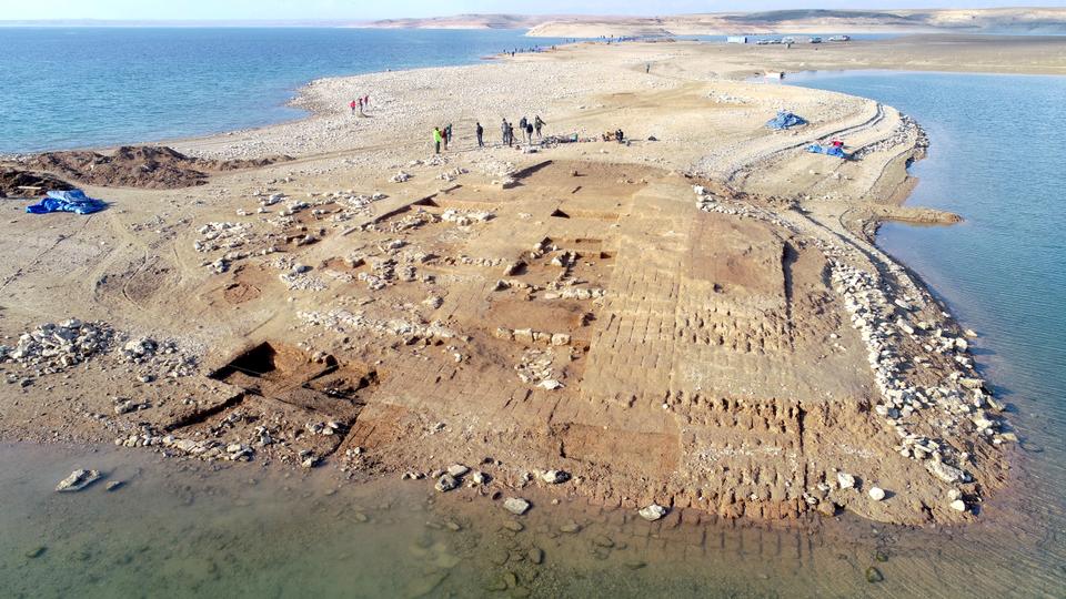 Over three-millennia-old city discovered in Iraq's Duhok province 24