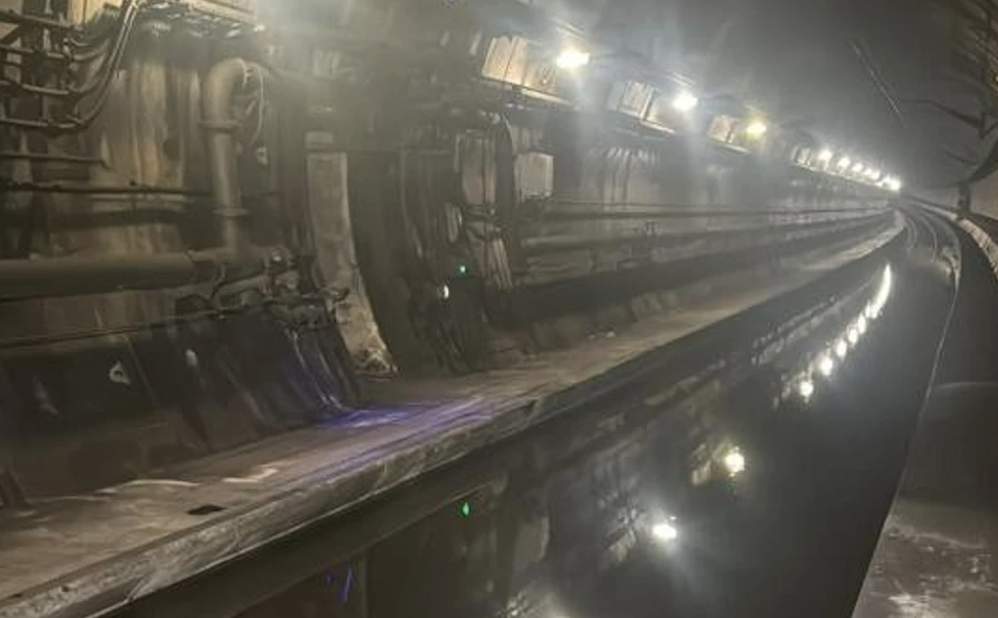 Chaos in the UK: Tunnel flooded, at least 20 train services canceled
