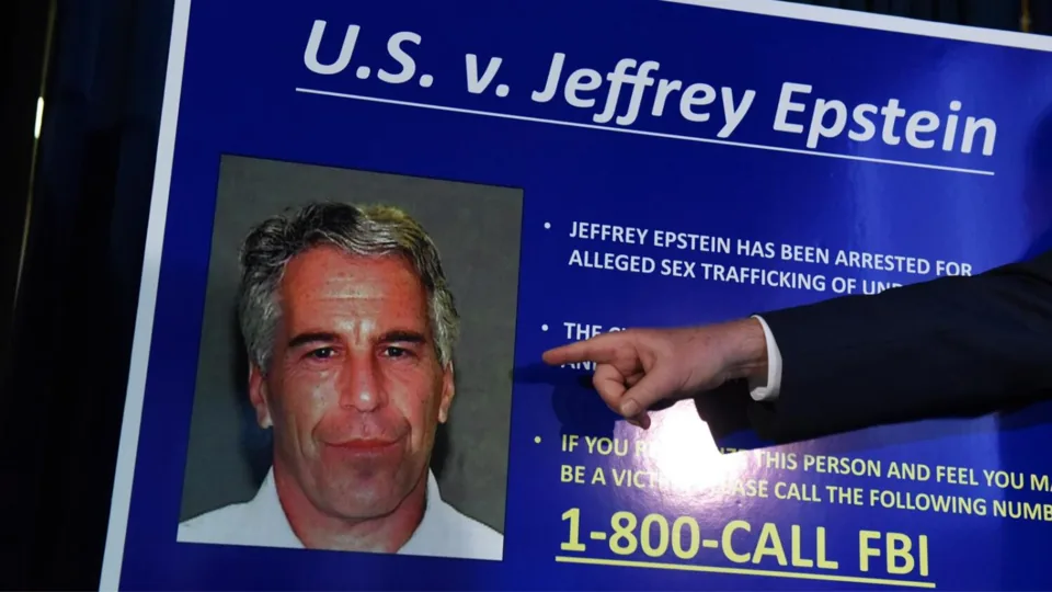 Jeffrey Epstein was found dead in his cell in August 2019. It was announced that Epstein had committed suicide by hanging himself.