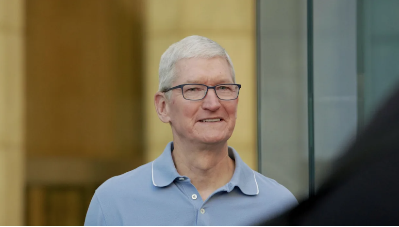 Apple's Artificial Intelligence Move: CEO Tim Cook Prepares for Big Announcement in 2024!