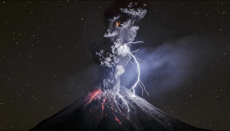 Did 'volcanic lightning' start life on Earth? 2