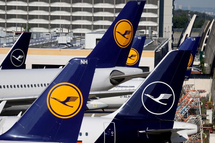 Lufthansa cancels hundreds of flights due to ground handling staff strike