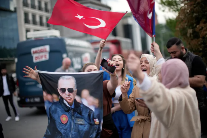 Turkey goes to the polls today to elect its local authorities