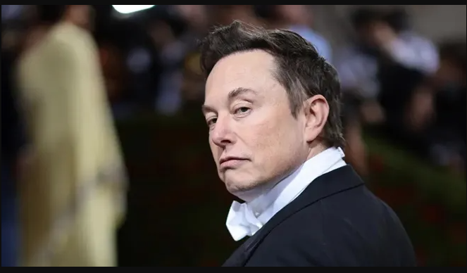 Forbes magazine updated its list of the richest people: Elon Musk loses his place 1